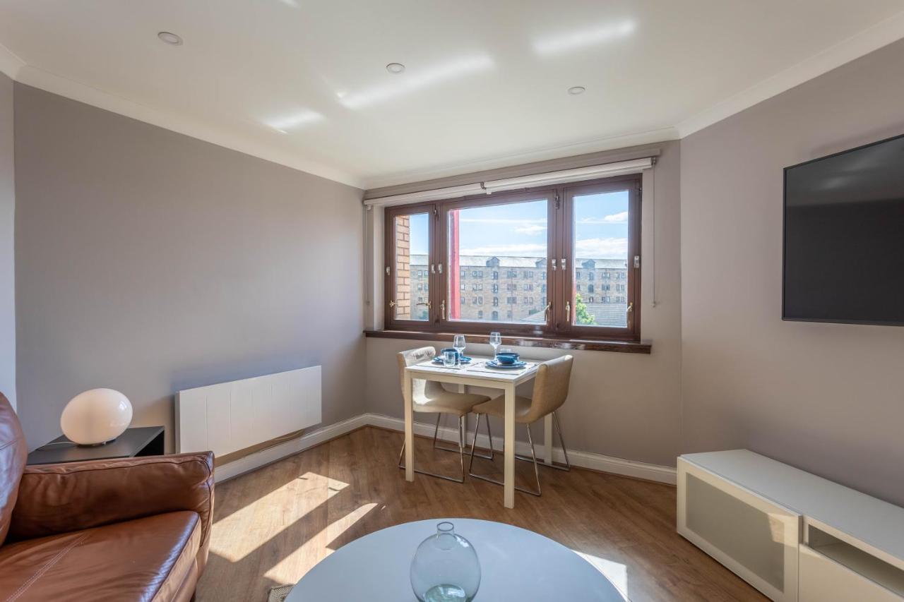 Stunning 1 Bed Merchant City Apartment With Parking Глазго Экстерьер фото